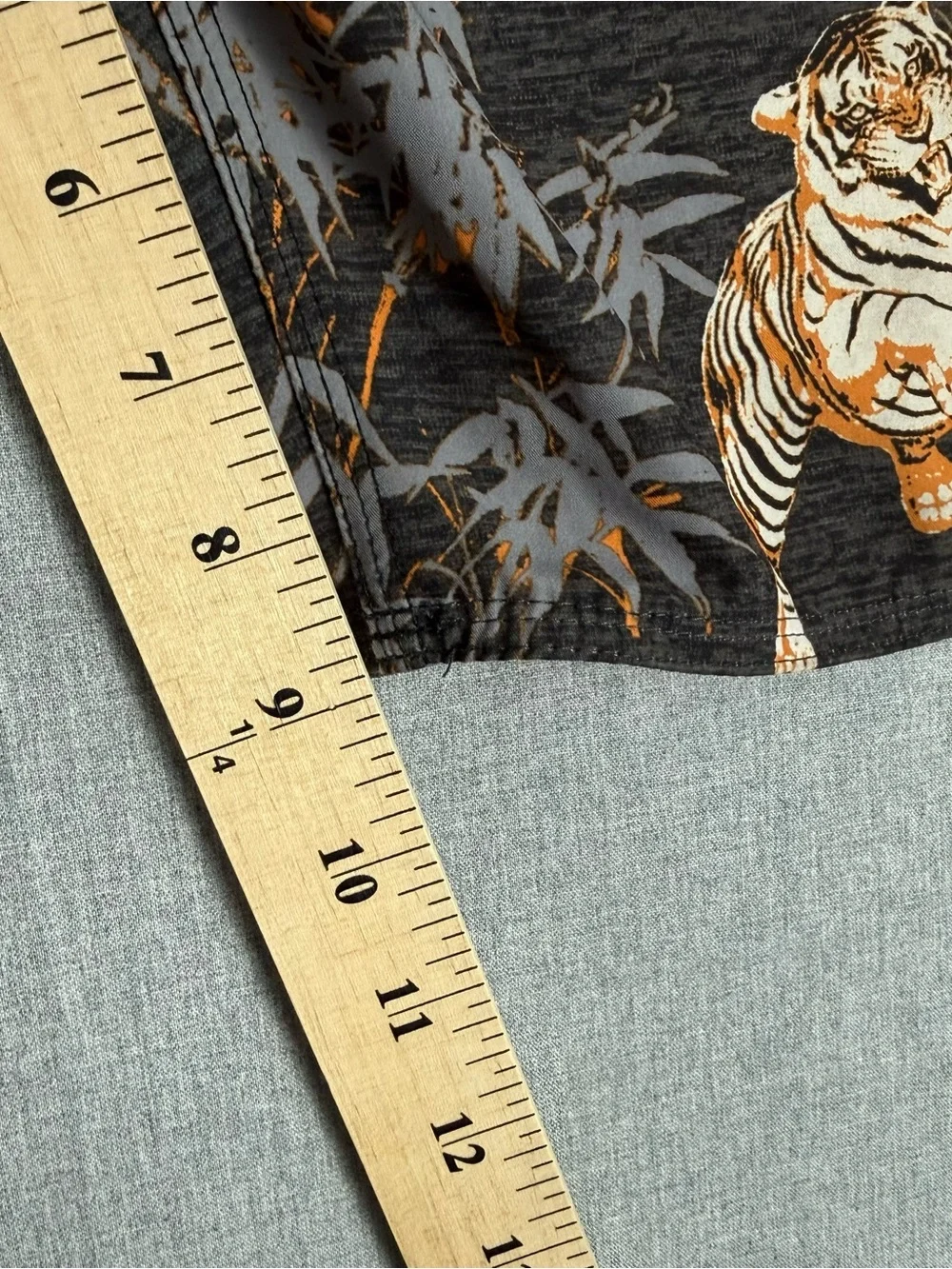 RS Surf Tiger Bamboo Board Shorts 28 Island Inspired Swim Trunks